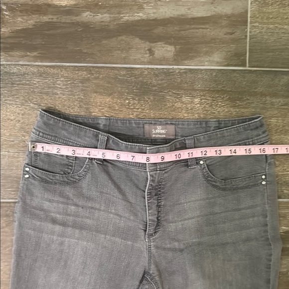 Chico's Ankle Cropped Jeans set of 3 pairs in Blue and Gray - Picture 6 of 16